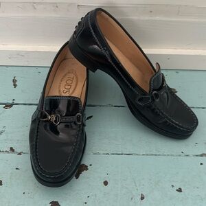 TOD’S Size EU 35 (US 5) Patent Leather Loafers Black